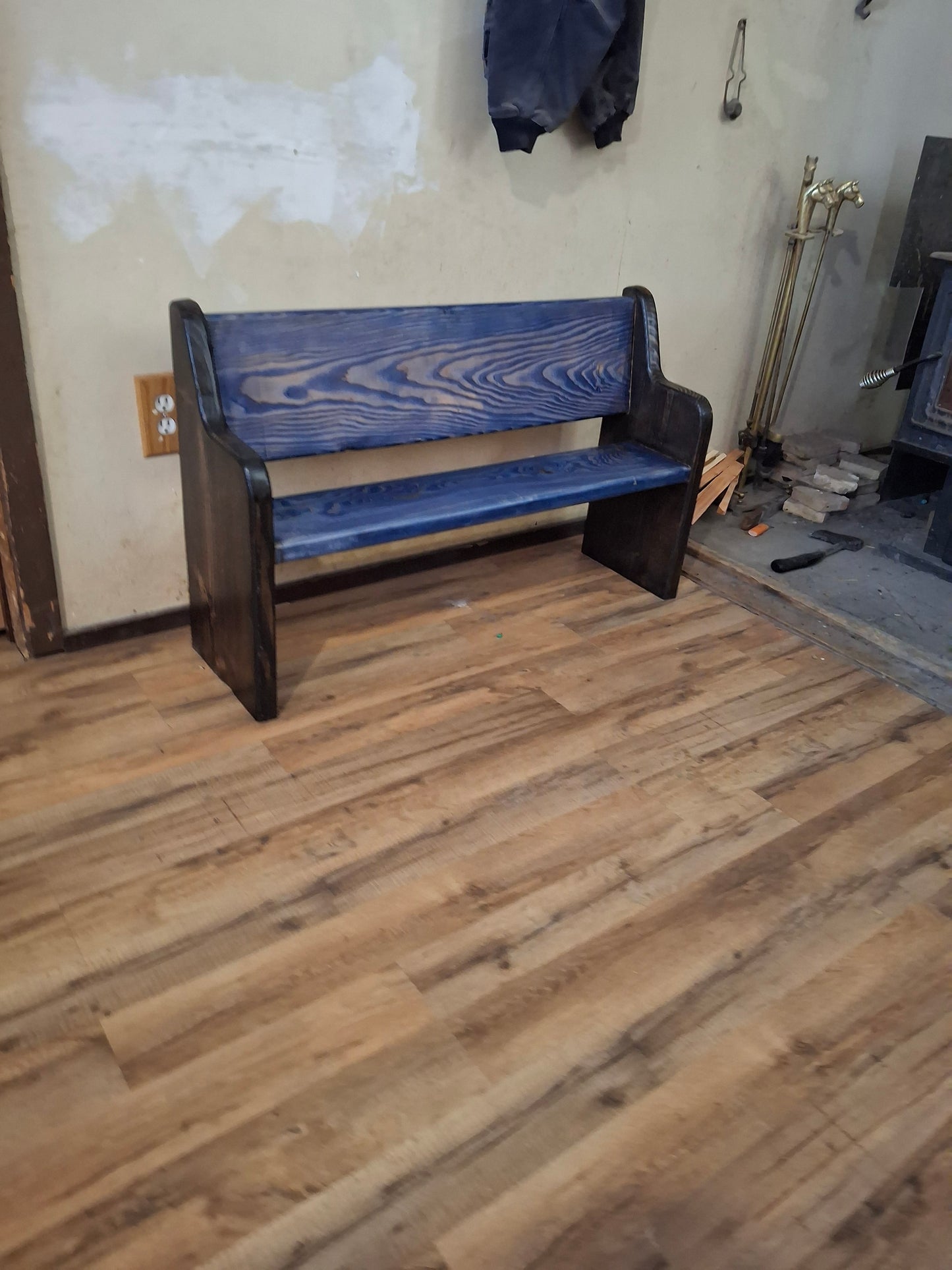 Kids Fancy Style Bench ~ (no side Tables)