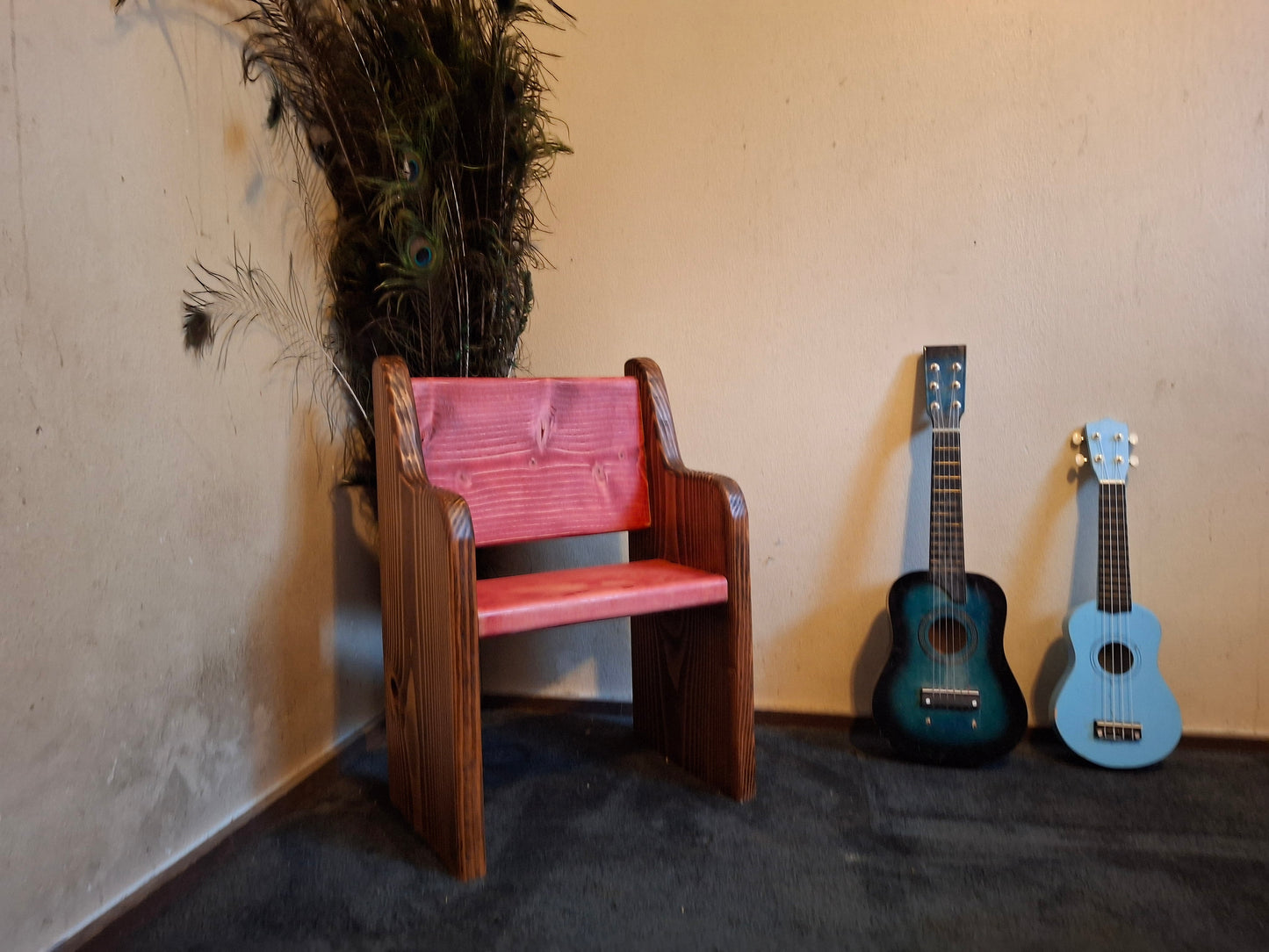 Kids Fancy Style Bench ~ (no side Tables)