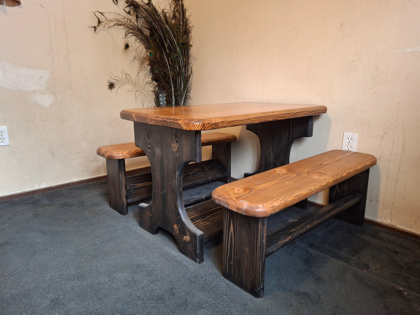 The Little Acorn Kids Table ~ 1 In Stock