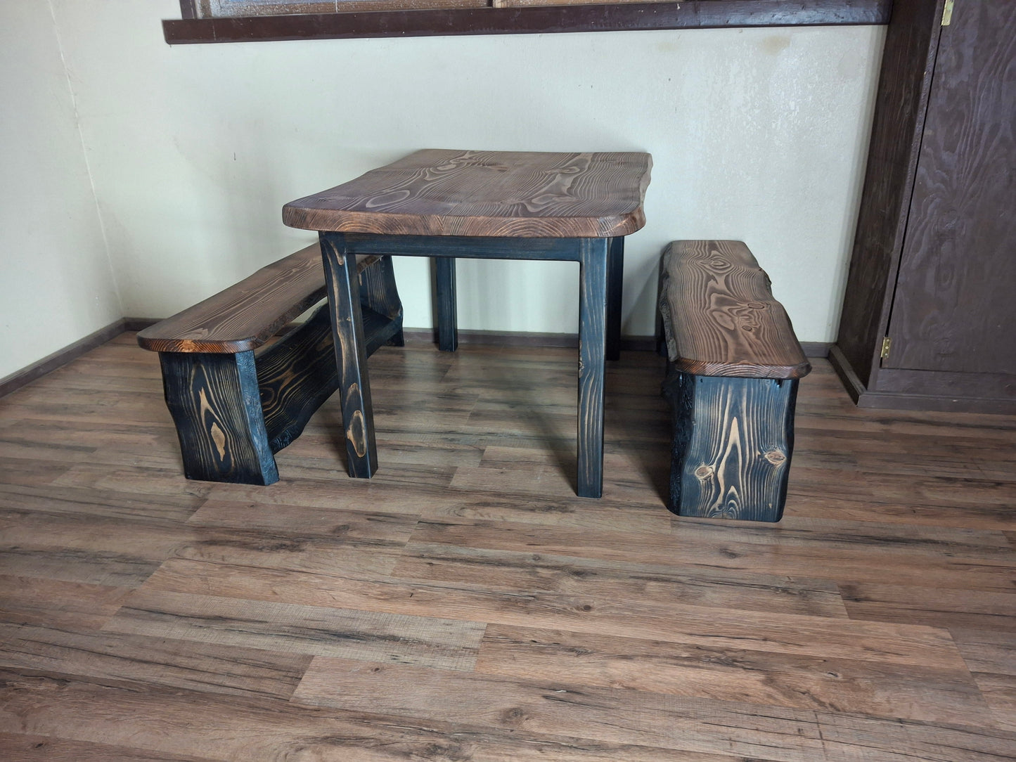 Country cottage Kids table ~Live Edge~ 1 In Stock