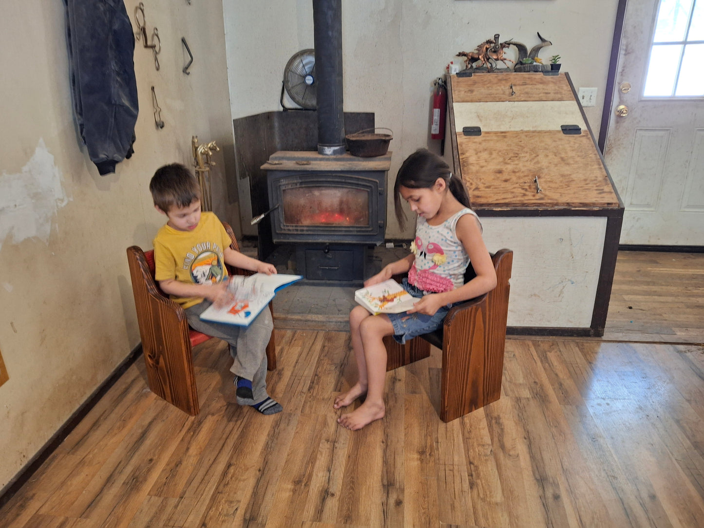 Kids Fancy Bench Style ~ (no side Tables) ~ 2 In Stock